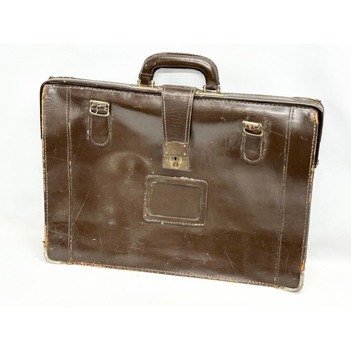 559 - 3 Early/Mid 20th Century leather satchels. 53cm. 42cm. 40cm