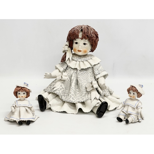 554 - 3 Italian ceramic dolls by Zampiva. Signed. Including a large limited edition of 23/2000. 28x29cm