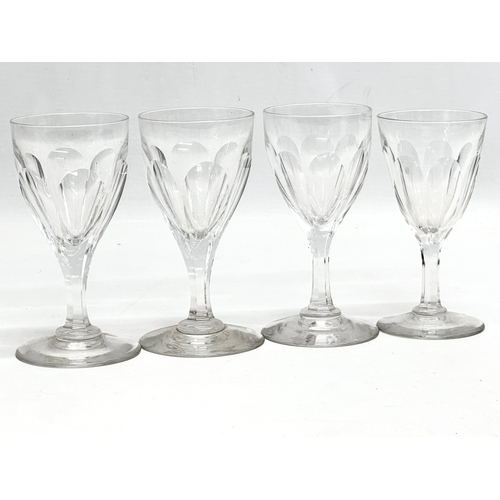 553 - A set of 4 Late 19th Century slice cut port glasses. Circa 1890-1900. 12cm