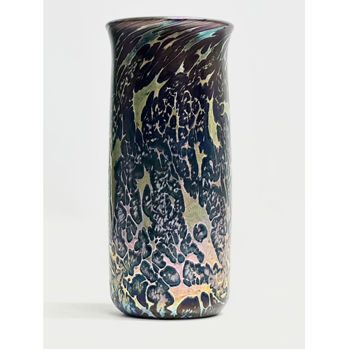 58 - Elizabeth Harris. A Late 20th Century iridescent glass ‘Lace’ vase designed by Elizabeth Harris for ... 