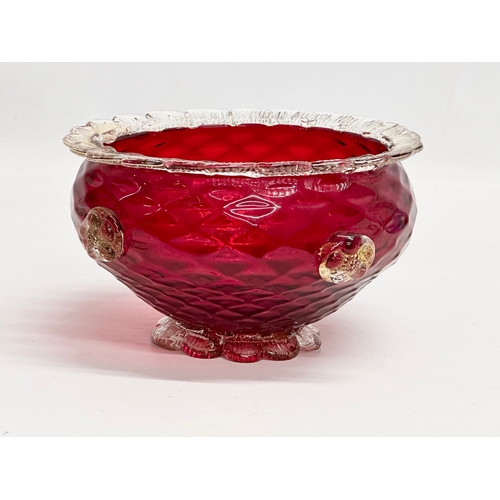 69 - A Salviati Venetian Murano ruby glass bowl with fleck lattice gold base and rim. 20x11cm