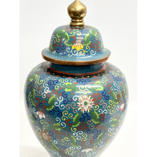 89 - A large Late 19th/Early 20th Century Chinese cloisonné enamelled jar with cover. 22x44cm