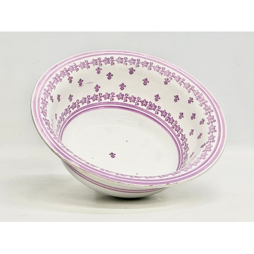 157 - A large 19th Century Victorian bowl. 32x12cm.