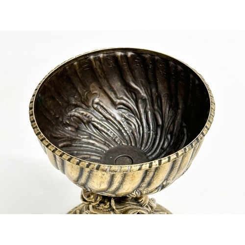 160 - A Late 19th Century brass cherub compote bowl. 15x21cm.