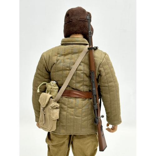 415 - A Dragon in Dreams WWII Russian Infantry action figure. 32cm