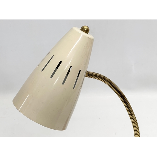 301 - A Mid Century gooseneck desk lamp by Pifco. Model 971.