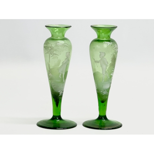 357 - A pair of small Late 19th Century Victorian Mary Gregory glass vases. 5.5x14cm.