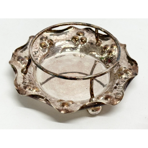 366A - J. H. Hobbs, Brockunier & Co. A Late 19th Century Snowstorm Rubina glass bowl on silver plated stand... 