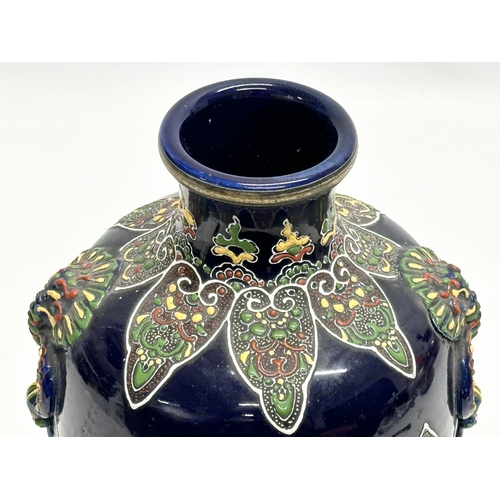 312 - An Early 20th Century Japanese Moriage vase. Late Meiji Period (1868-1912) circa 1900. 15x28cm.