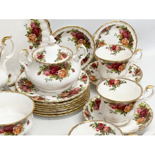 398 - 33 pieces of Royal Albert ‘Old Country Roses’ a 21 piece tea service etc