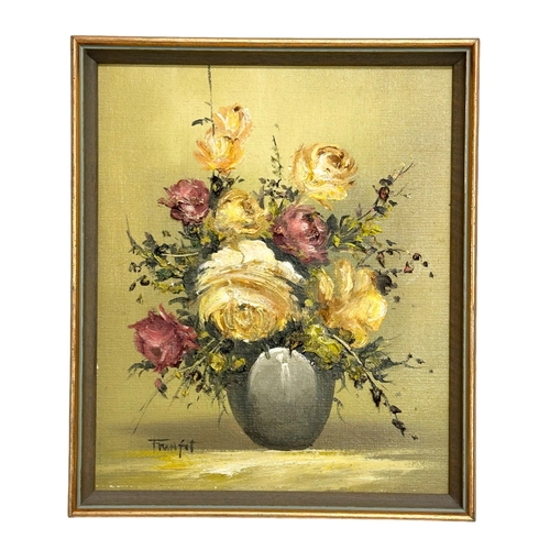 320A - Frank Fitzsimons (fran Fit) Oil on board. Still Life Flowers in Vase. 25cm x29.5cm. Frame 27.5cm x 3... 