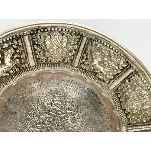 10 - A large 19th Century Indian silver bowl. 29x4cm. 532 grams.