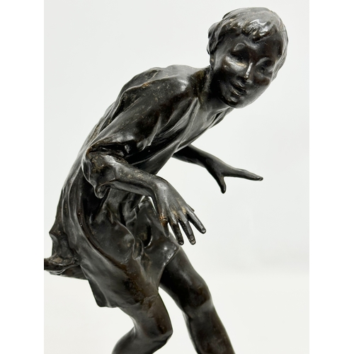 70 - A Late 19th/Early 20th Century bronze sculpture on marble base. 20x11x40cm