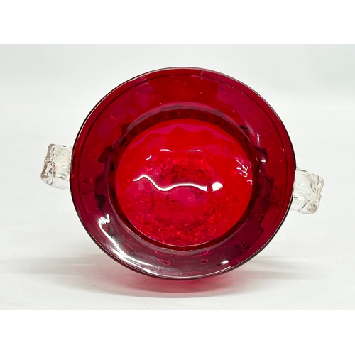 137 - A small Salviati Venetian Murano Glass bowl. 13x11x6.5cm