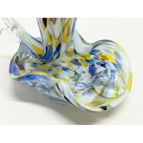 150 - A Mid 20th Century hand blown glass ashtray/vase, in the form of a fish. Murano style. 17x10x26cm