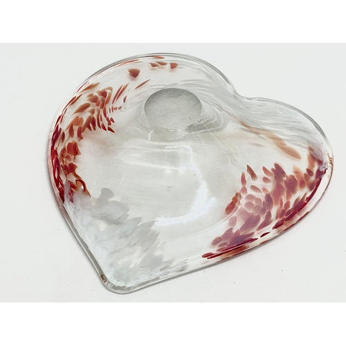 152 - An Italian hand blown heart shaped bowl by Lavorato a Mano. 30x32x7cm.