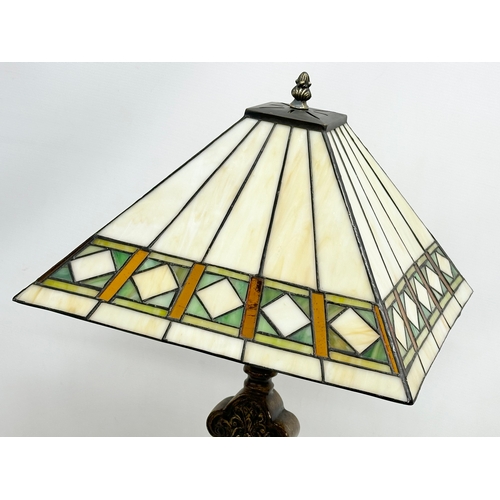 121 - A large Tiffany style table lamp. 36x36x70cm