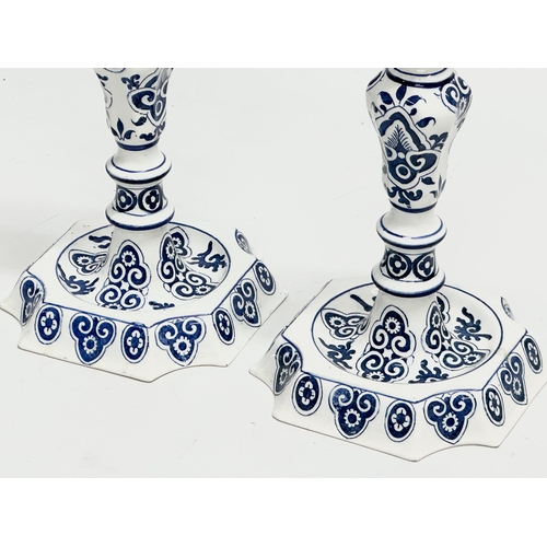 79 - A pair of 19th Century French delft ware candlesticks by Gien. Circa 1871-1875. 12.5x12.5x23cm.