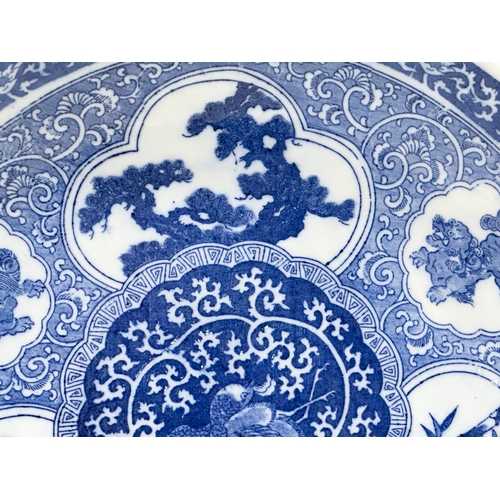 164 - A very large Late 19th/Early 20th Century Japanese Arita blue and white charger. Meiji Period (1868-... 