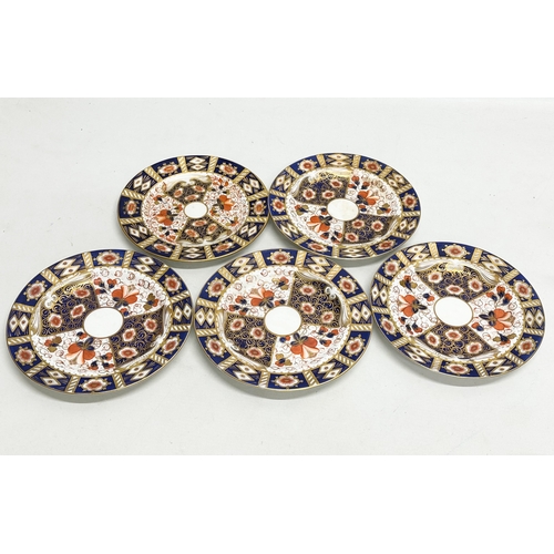 239 - A 19th Century Imari porcelain tea service. Red Crown Mark. Davenport/Derby. 16 pieces.