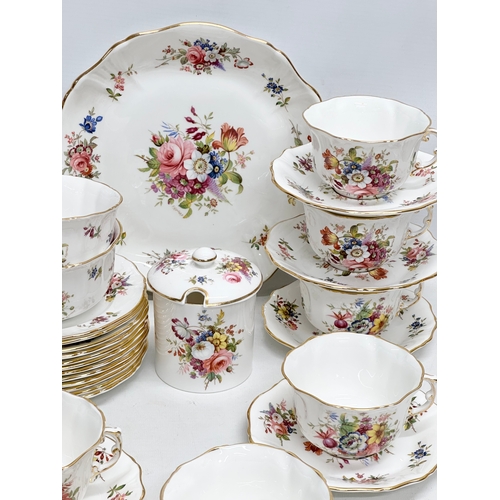 332 - A 42 piece Hammersley Fine Bone China ‘Howard Sprays’ tea service. Spode Group. Late 20th Century. 1... 