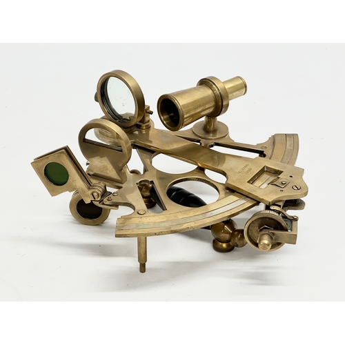 66 - Ross Evans, London. An Early 20th Century brass sextant with case. By Ross Evans.