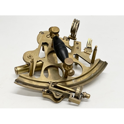 66 - Ross Evans, London. An Early 20th Century brass sextant with case. By Ross Evans.