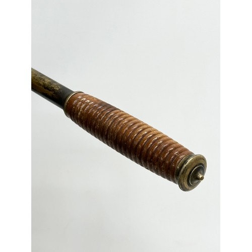 105 - An Early 20th Century Hardy’s telescopic brass fishing gaff. 87cm. 63cm. 37cm.