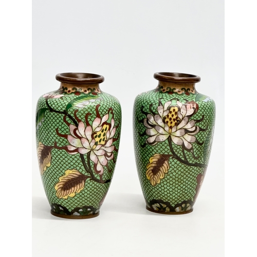 29 - A pair of Early 20th Century Chinese cloisonné enamelled vases. Circa 1900-1920. 15.5cm