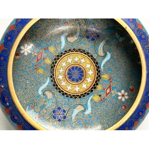 30 - An Early 20th Century Chinese cloisonné enamelled bowl. 14x5cm.