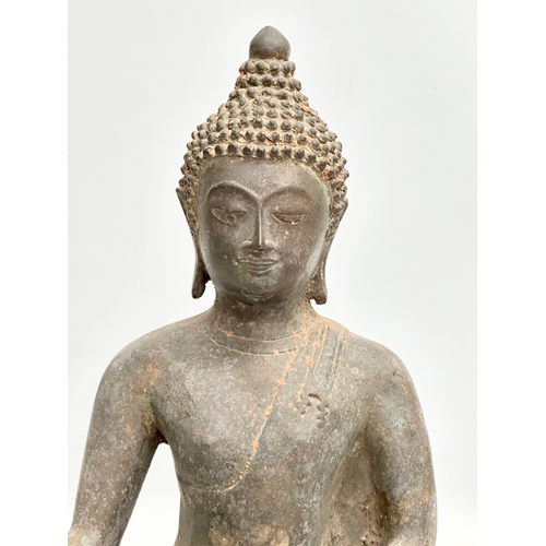 11 - A large 19th Century Thai bronze seated Buddha statue. 25x15x36cm.