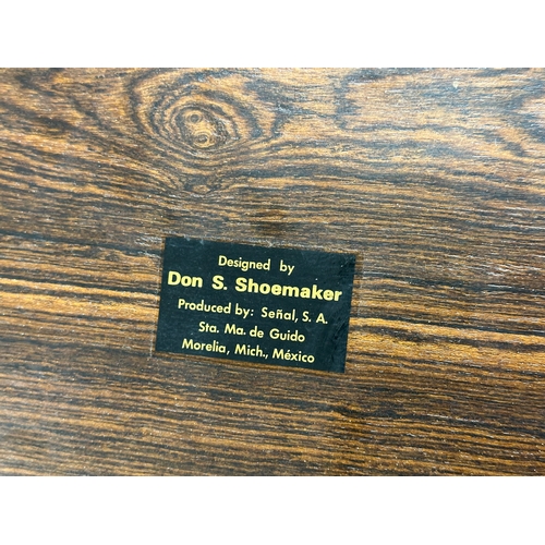 199 - Don S. Shoemaker. A good quality inlaid rosewood box by Don S. Shoemaker. With a collection of stone... 