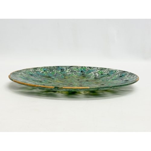 220 - A vintage shallow glass bowl/plate. 27cm