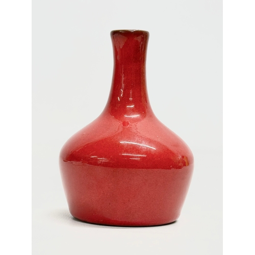 195B - Ernestine Cannon (1904-1969) A small Italian Mid Century glazed pottery vase designed by Ernestine C... 