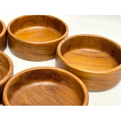 195A - A set of 6 Mid Century teak bowls. 15x5.5cm.