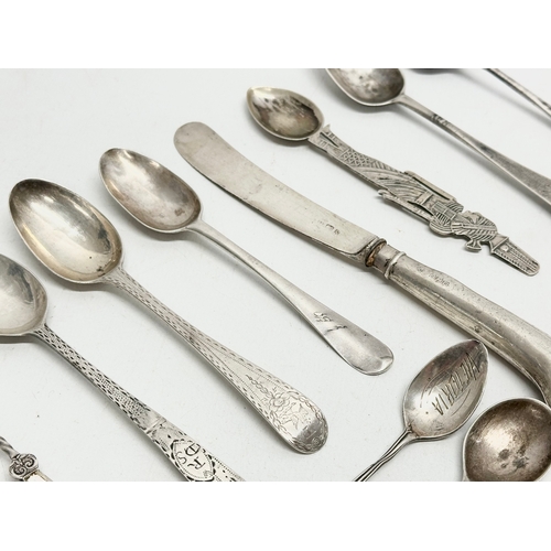 477B - A collection of silver spoons etc. 19th and 20th Century. 279 grams total.