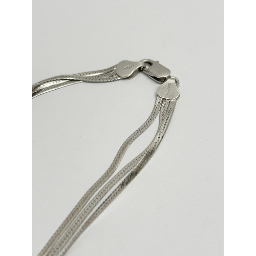 650 - An Italian 925 silver necklace by Bianca.