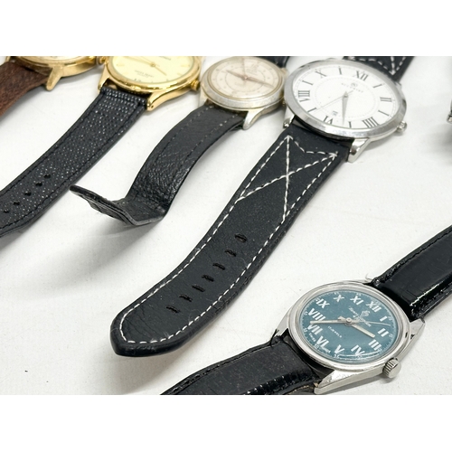 660 - A collection of watches