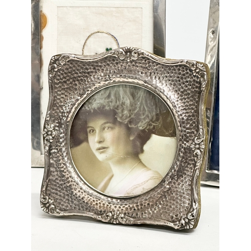 661 - 3 Early 20th Century silver picture frames. Birmingham 1900, Birmingham 1901, Chester 1912.