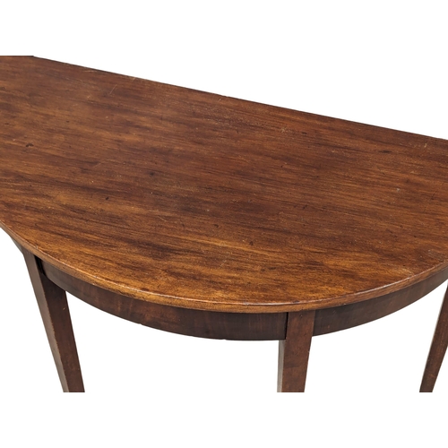 1004 - An early 20th Century mahogany hall table in the Georgian style, 109cm x 54cm x 71.5cm(3)