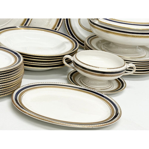 738 - A 55 piece Early 20th Century Booths Silicon China dinner service. Circa 1906-1910. Dinner plates, p... 