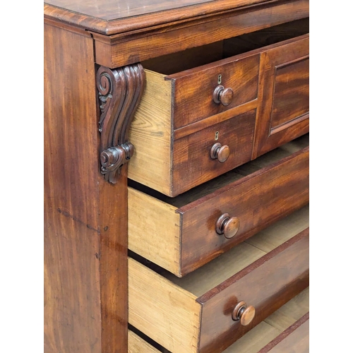 1086 - A large Victorian mahogany chest of drawers. Scotch style. 132x60x115cm(11)