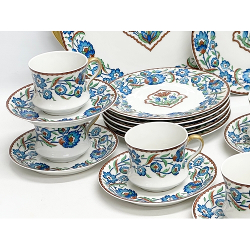 55C - Haviland & Co, Limoges. A rare 34 piece Early 20th Century tea service by haviland & Co, Limoges Fra... 