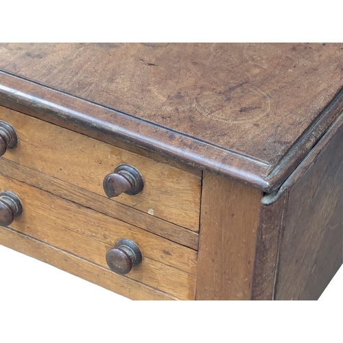 956 - A small Victorian mahogany Pembroke table with two drawers and two dummy drawers. 72x49x66cm(1)