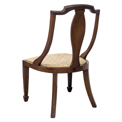 970 - A pair of Edwardian inlaid mahogany bedroom chairs.(1)