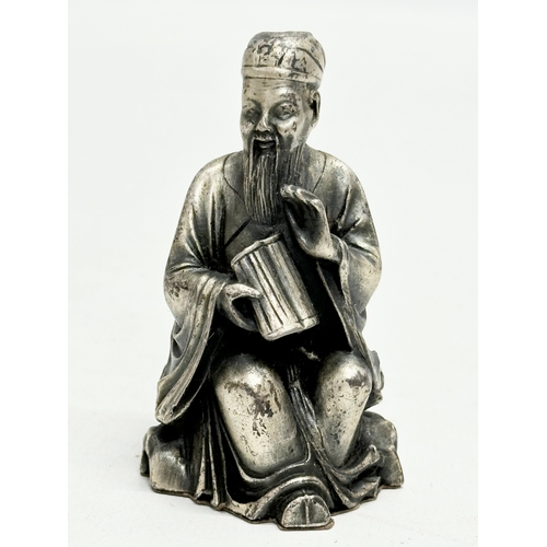 300C - 2 miniature Chinese figures. 8cm. 3.5cm