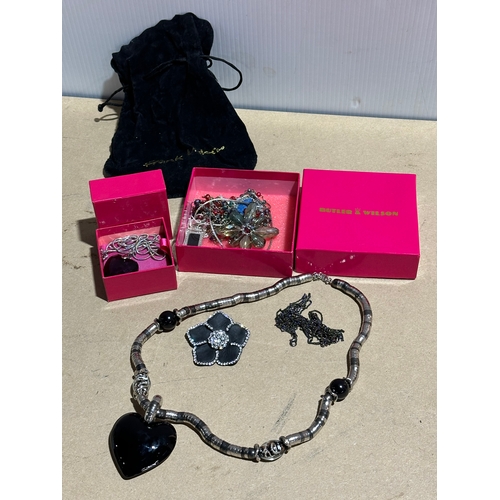 Lot 25        