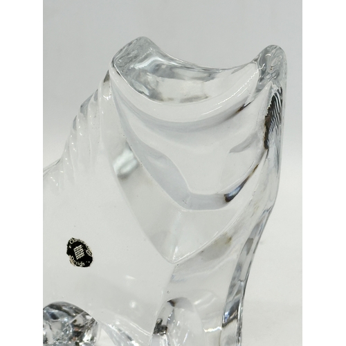 507 - Clarenbridge. An Irish glass lion paperweight by Clarenbridge. 13x13cm