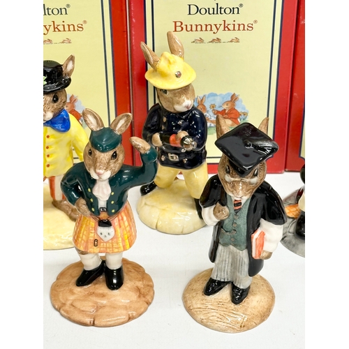 865 - 12 Royal Doulton Bunnykins figurines with boxes.