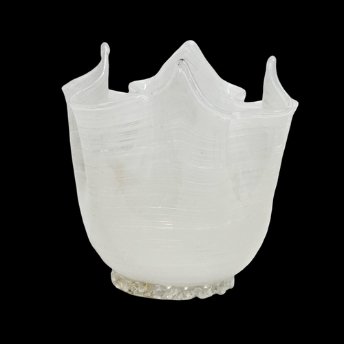 527 - An Italian glass handkerchief bowl. Golden Crown. E.R. 13x12cm.